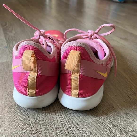 Nike Women's Flex Trainer 9 Sneaker, Pink Rise/Melon Tint-Laser Fuchsia, 10 - Picture 8 of 12
